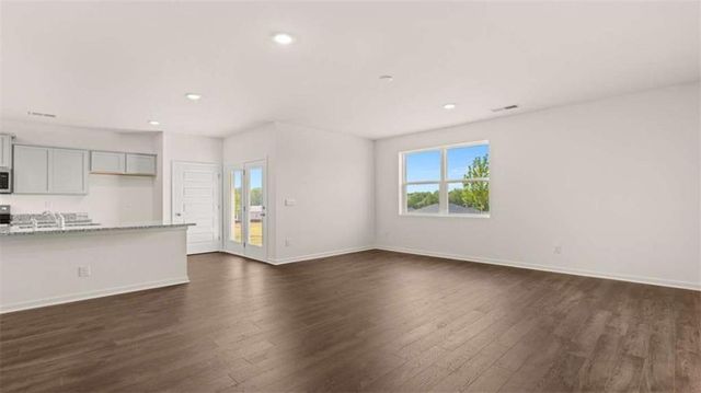 8579 PREAKNESS Pass, Lithonia, GA 30058