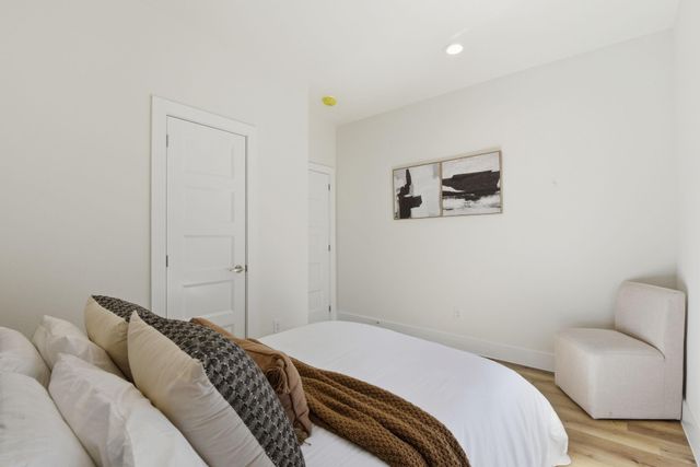 11930 S Hoa Sen Circle, Houston, TX 77072