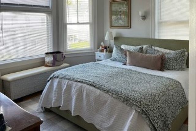 35 Mann Avenue 1, Newport, RI 02840