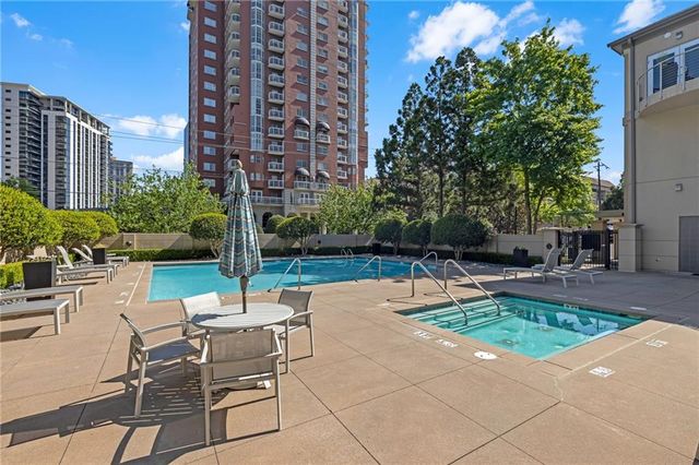 3475 Oak Valley Road NE 650, Atlanta, GA 30326
