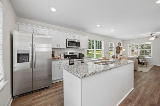 670 Saxon Avenue, Spartanburg, SC 29301