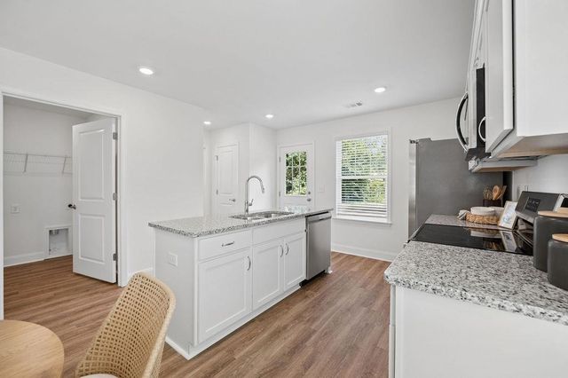 670 Saxon Avenue, Spartanburg, SC 29301