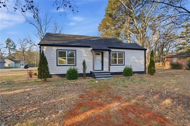 303 Glen Iris Drive, Monroe, GA 30655