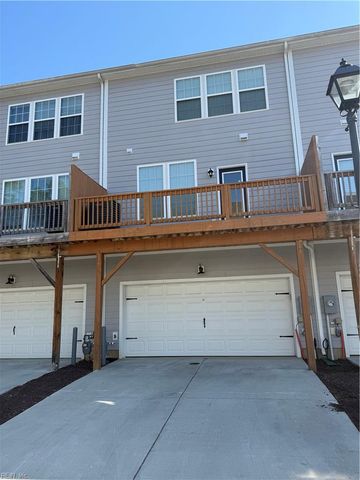 605 Petunia PL, Newport News, VA 23602