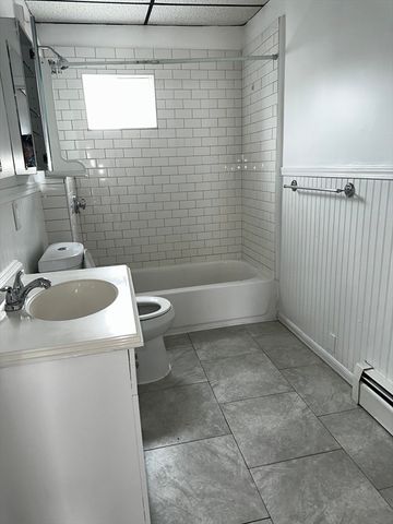 189 Fifth St 2, Fall River, MA 02721