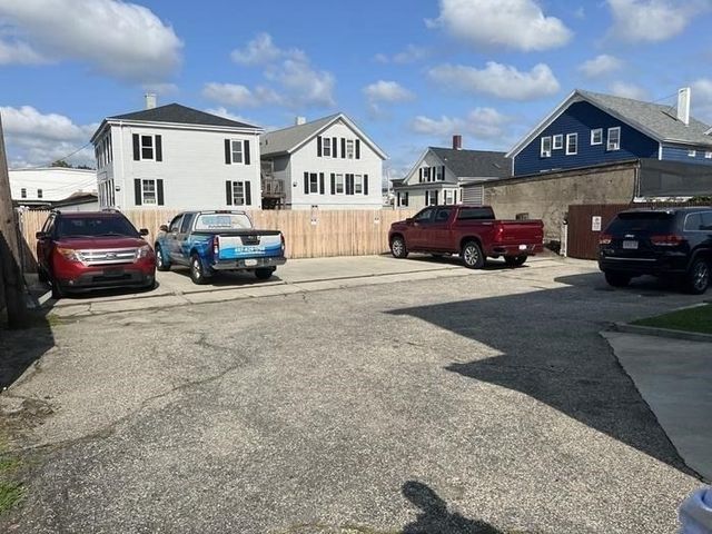 189 Fifth St 2, Fall River, MA 02721