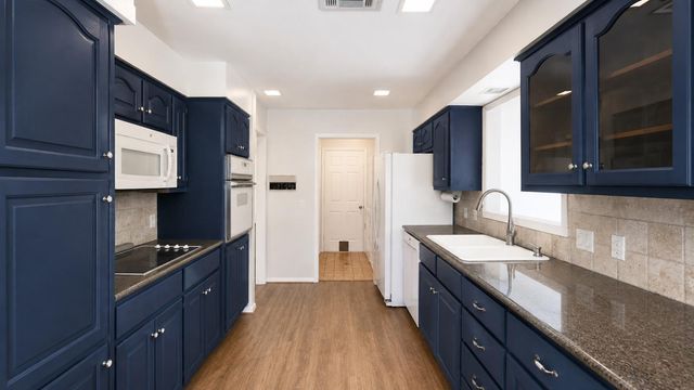843 Sunfish ST, Austin, TX 78734