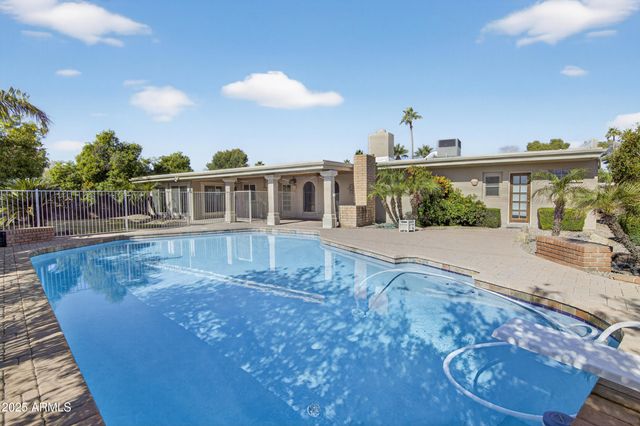 1943 E DIAMOND Drive, Tempe, AZ 85283