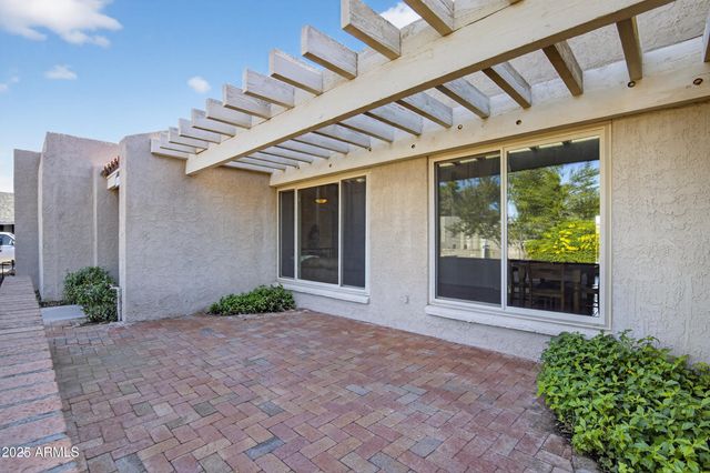 1943 E DIAMOND Drive, Tempe, AZ 85283