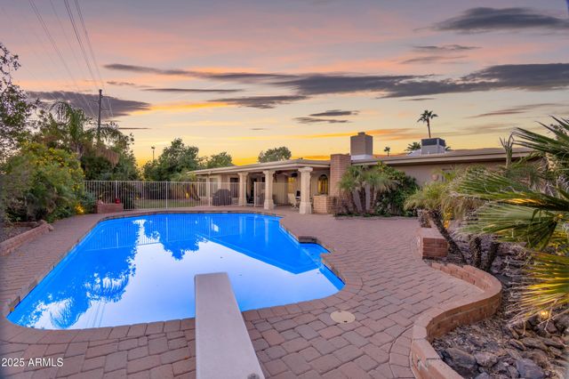 1943 E DIAMOND Drive, Tempe, AZ 85283