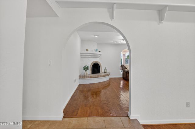 1943 E DIAMOND Drive, Tempe, AZ 85283