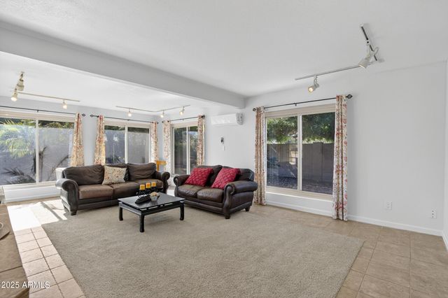 1943 E DIAMOND Drive, Tempe, AZ 85283