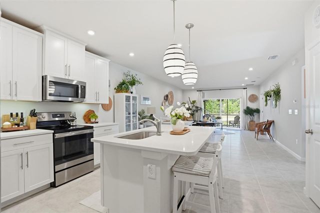 18093 TURNING LEAF CIRCLE, Land O Lakes, FL 34638