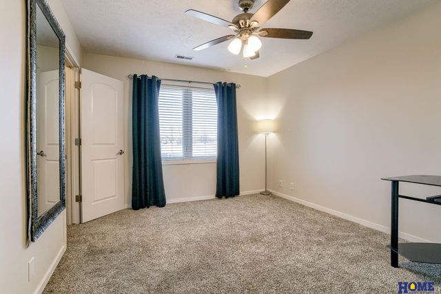 9831 N 151st Street, Waverly, NE 68462