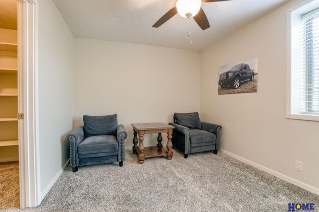 9831 N 151st Street, Waverly, NE 68462