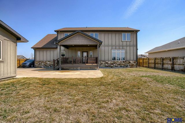 9831 N 151st Street, Waverly, NE 68462