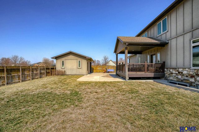 9831 N 151st Street, Waverly, NE 68462