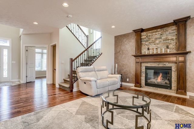 9831 N 151st Street, Waverly, NE 68462