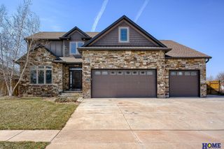 9831 N 151st Street, Waverly, NE 68462