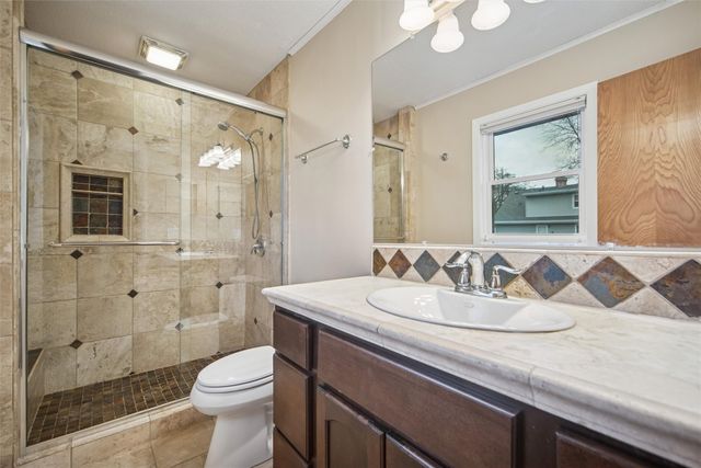 4108 74th Street, Urbandale, IA 50322