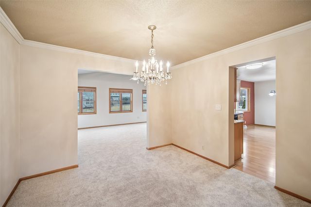 4108 74th Street, Urbandale, IA 50322