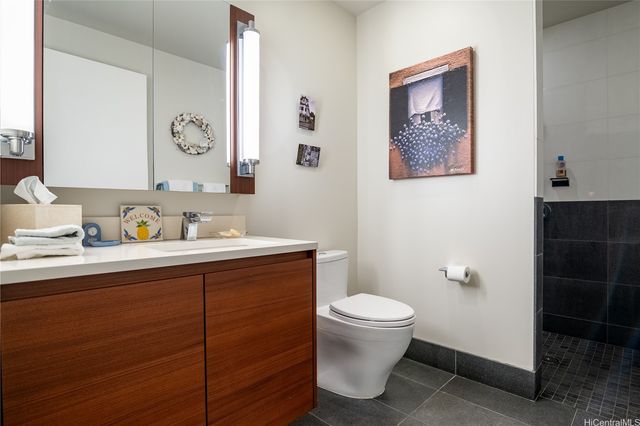 1108 Auahi Street 1102, Honolulu, HI 96814