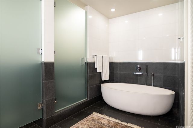 1108 Auahi Street 1102, Honolulu, HI 96814