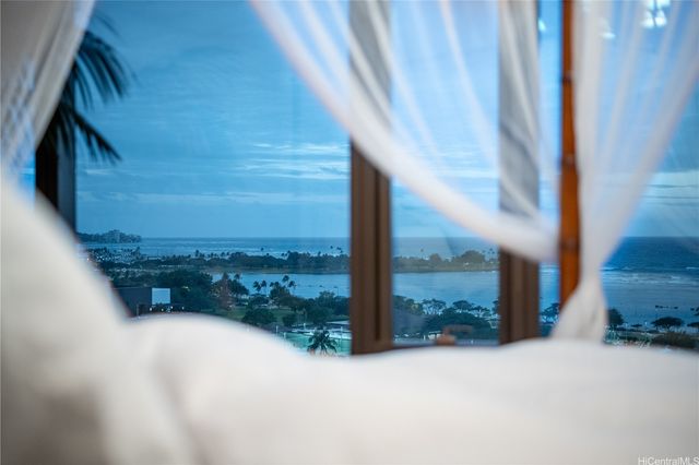 1108 Auahi Street 1102, Honolulu, HI 96814