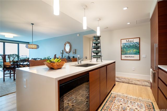 1108 Auahi Street 1102, Honolulu, HI 96814
