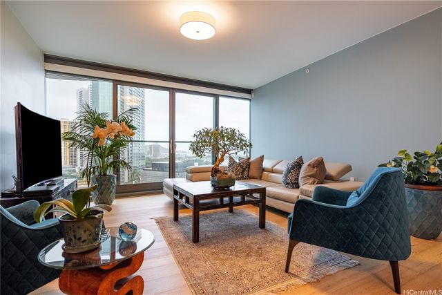 1108 Auahi Street 1102, Honolulu, HI 96814