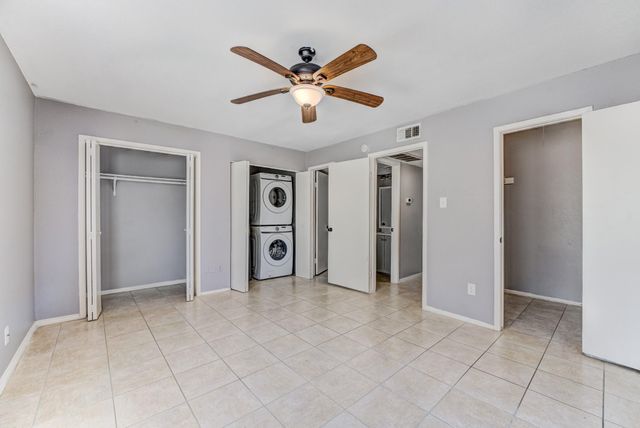 6001 Reims Road 1101, Houston, TX 77036