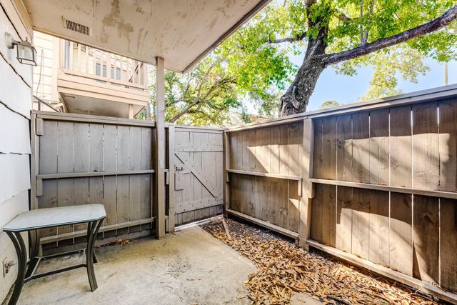 6001 Reims Road 1101, Houston, TX 77036