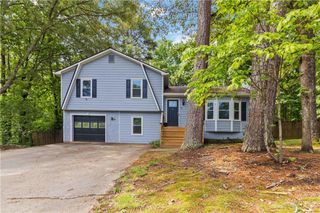451 Old Towne Trail, Lawrenceville, GA 30046
