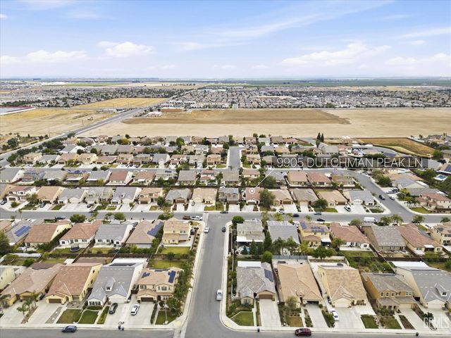 9905 Dutchman Peak Lane, Bakersfield, CA 93311