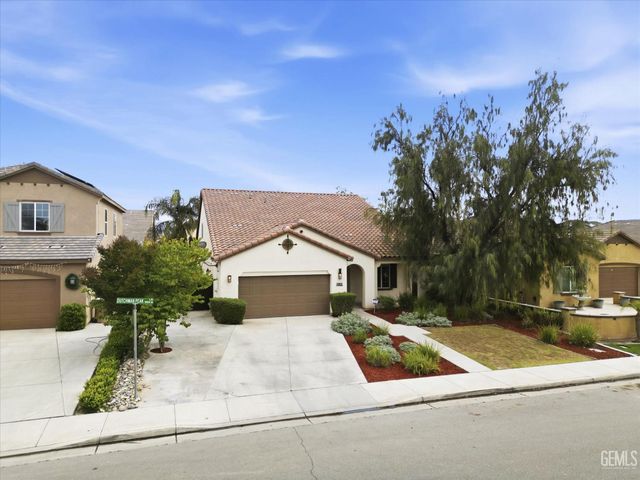 9905 Dutchman Peak Lane, Bakersfield, CA 93311