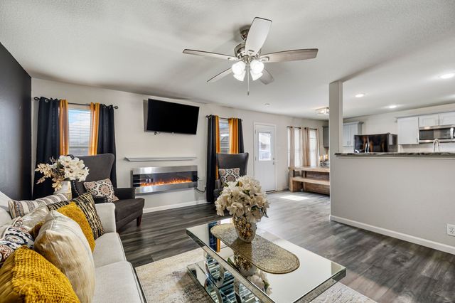 2408 Clairborne Drive, Fort Worth, TX 76177