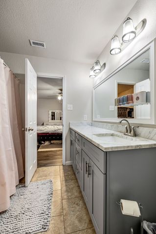 2408 Clairborne Drive, Fort Worth, TX 76177