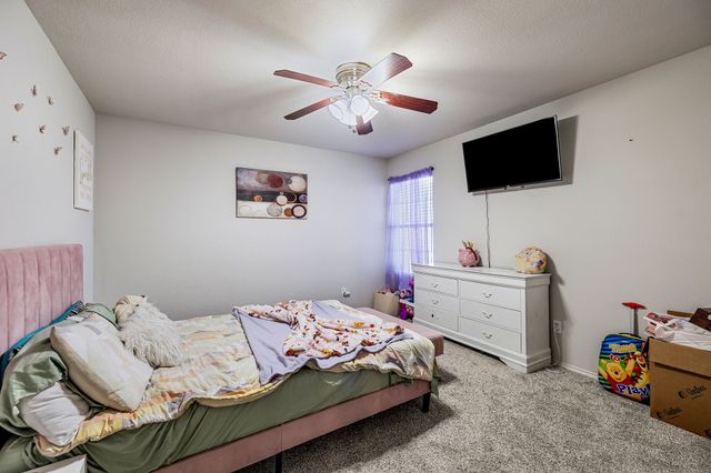 2408 Clairborne Drive, Fort Worth, TX 76177