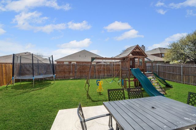 2408 Clairborne Drive, Fort Worth, TX 76177
