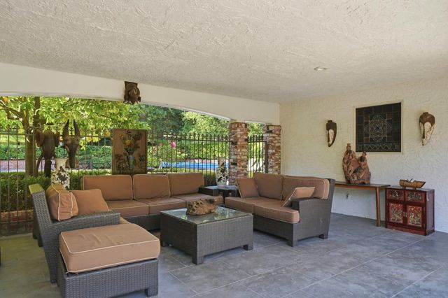 1500 Foothill Road, Pleasanton, CA 94588