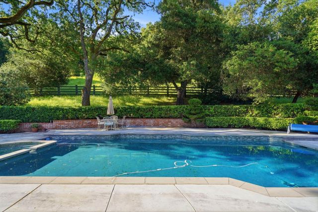 1500 Foothill Road, Pleasanton, CA 94588