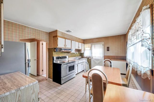 1200 Stewart Avenue, Bethpage, NY 11714