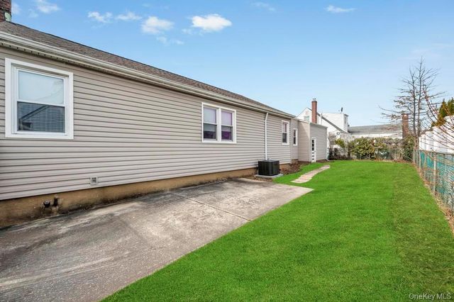 1200 Stewart Avenue, Bethpage, NY 11714