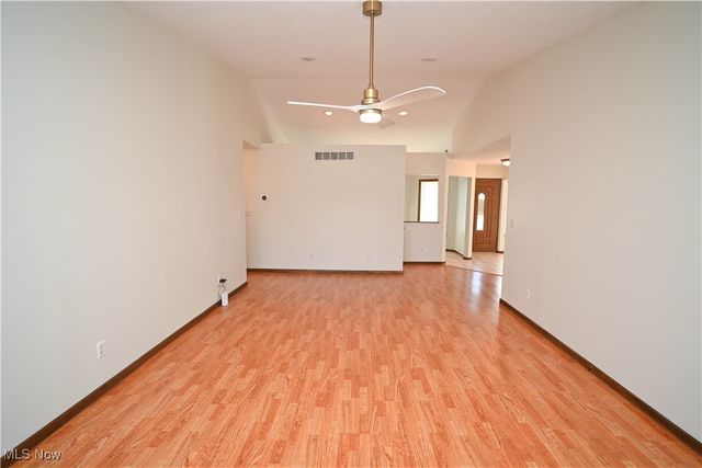 6856 Berry Blossom Drive, Canfield, OH 44406