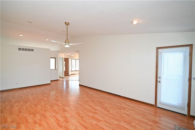 6856 Berry Blossom Drive, Canfield, OH 44406