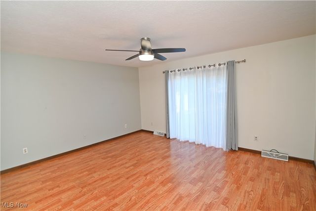 6856 Berry Blossom Drive, Canfield, OH 44406