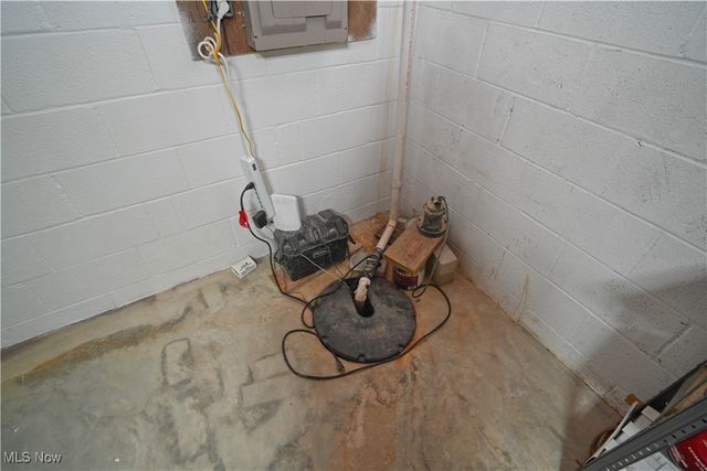 6856 Berry Blossom Drive, Canfield, OH 44406