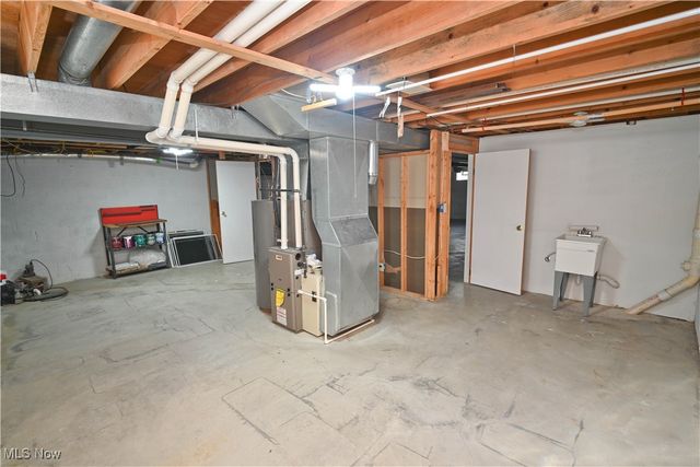 6856 Berry Blossom Drive, Canfield, OH 44406