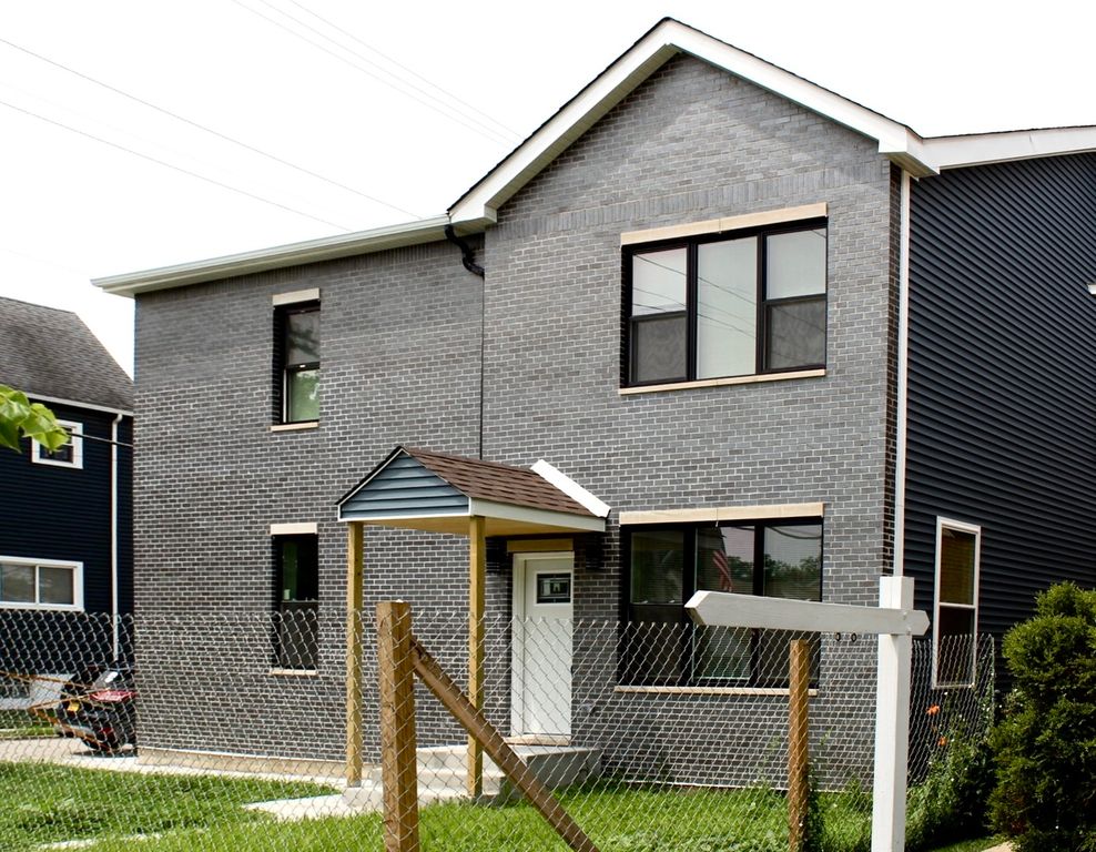 4448 Joliet Avenue, Lyons, IL 60534