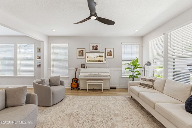 386 FOOTBRIDGE Road, St. Johns, FL 32259